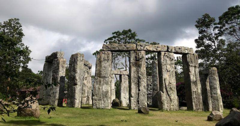 maps.google.com/Moed banyubiru